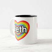 私はBethを愛します: 虹のハート ツートーンマグカップ (正面左)