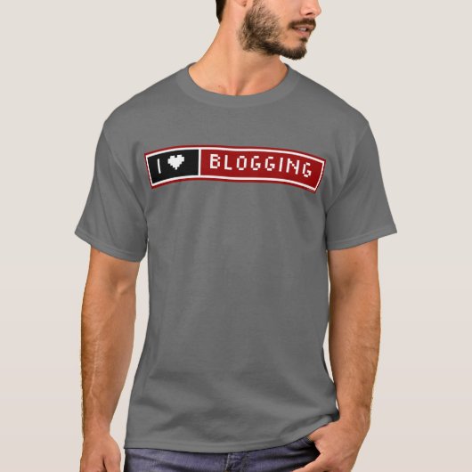 私はBloggingブログボタンのティーを愛します Tシャツ (正面)