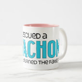 私はCavachon (女性の)犬の採用のデザインを救助しました ツートーンマグカップ (正面右)