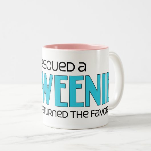私はChiweenie (女性の)犬の採用のデザインを救助しました ツートーンマグカップ (正面右)