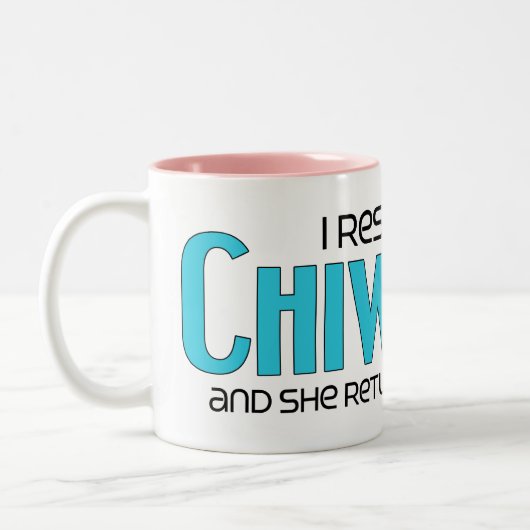 私はChiweenie (女性の)犬の採用のデザインを救助しました ツートーンマグカップ (左)