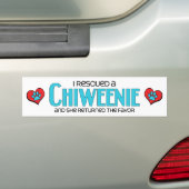 私はChiweenie (女性の)犬の採用のデザインを救助しました バンパーステッカー (車上)
