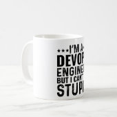 私はDevOpsエンジニアだけど馬鹿なことは直せない コーヒーマグカップ (正面左)