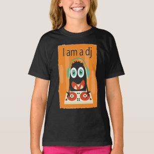 "私はDJ"のおもしろいなかわいい子供の人の衣類です Tシャツ