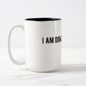 私はDonovanの蝋燭-コーヒー・マグです ツートーンマグカップ (左)