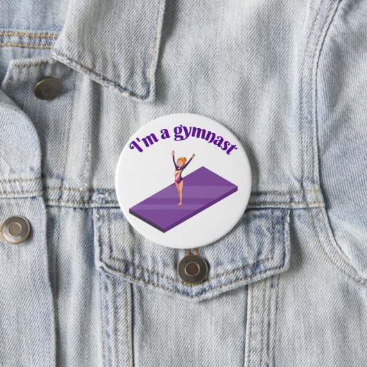 私はGymnastである – 女の子と紫のジムのマットにレオタード 缶バッジ (インサイチュ)