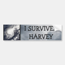 私はHARVEYのハリケーンのバンパーステッカーを生き延びました