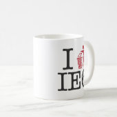 私はIE6を処分します コーヒーマグカップ (正面右)