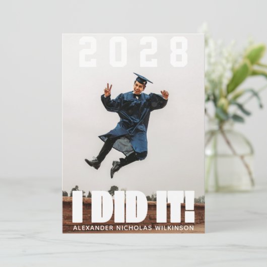 私はIT写真モダンはっきりしたタイポグラフィ卒業 案内状 (スタンド正面)