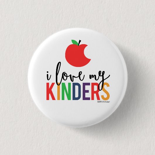 私はKinders - Apple私の小さいボタンを愛します 缶バッジ (正面)