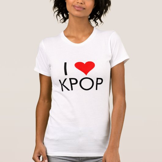 私はKPopを愛します Tシャツ (正面)