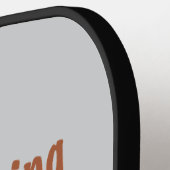 私はLemmingとItを愛しているブラウンのスケッチ文字 ピックルボールラケット (左詳細)