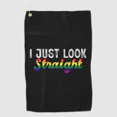 私はLGBTのレインボープライド月を真っすぐ見る ゴルフタオル (正面)