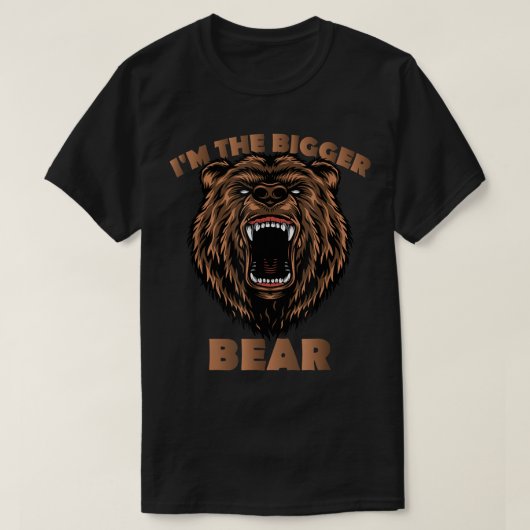 私はMに向かってイエローストーンのクマの大きい Tシャツ (デザイン正面)