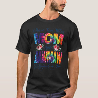 私はMomとMawmaw Moteの2つのタイトルを持最高のっている Tシャツ
