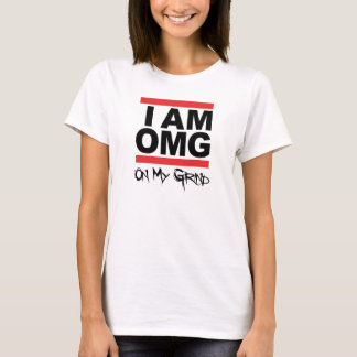 私はOMGの細い肩ひもです Tシャツ