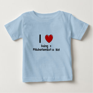 私はPhlebotomistの子供のTシャツであることを愛します ベビーTシャツ