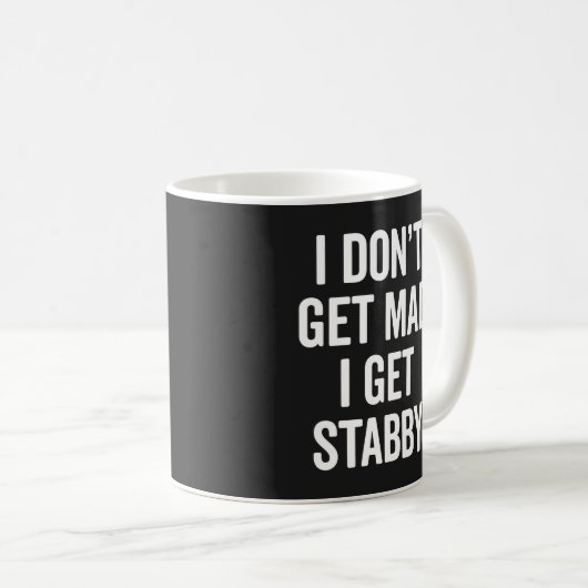 私はStabbyにおもしろいで攻撃的なスローガンを得ます コーヒーマグカップ (正面右)