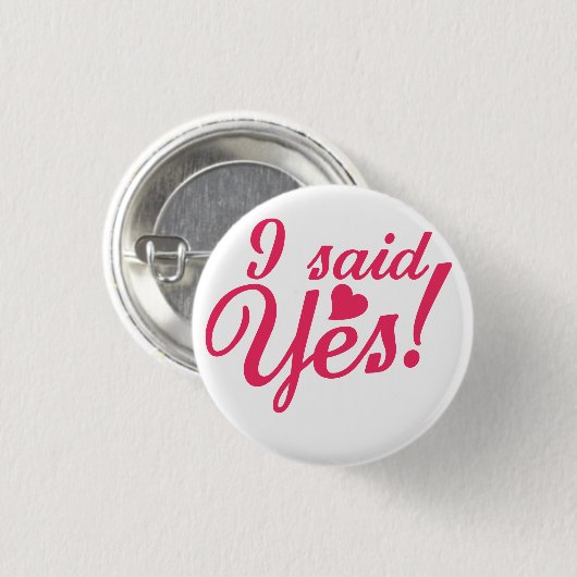 私はyes 缶バッジ (正面&裏面)