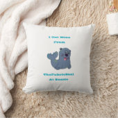 私はZazzleのThe Fabric Sealで購入しました クッション (ブランケット)