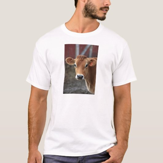私をですジャージーかわいらしい牛考えません Tシャツ (正面)