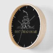 私をガッズデン旗兵の上に踏み出してはいけない 壁時計 (傾斜)