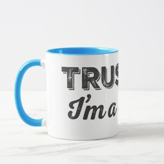 私を信頼して下さい。 私は鳥類捕獲人です! マグカップ (左)