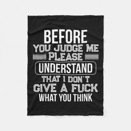 私を判断する前に、理解してほしい 私は〜なんて気にしないんだ フリースブランケット (正面)