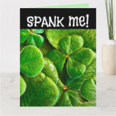 私を叩いて!アイルランド人だ!セントパトリックデーのユーモアカード カード (正面)