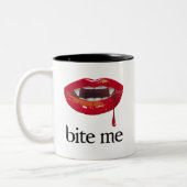 私を吸血鬼かんで下さい ツートーンマグカップ (左)