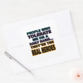 私を日常的に容認してくれる人はヒーローだ スクエアシール (封筒)