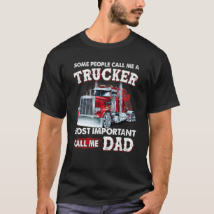 私を最も重要な電話と呼ぶ人もいる Tシャツ