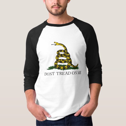 私を踏みにじるな ガズデン旗 黒黄 Tシャツ (正面)