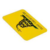 私を踏み付けない – Gadsden国旗 マグネット (右側)