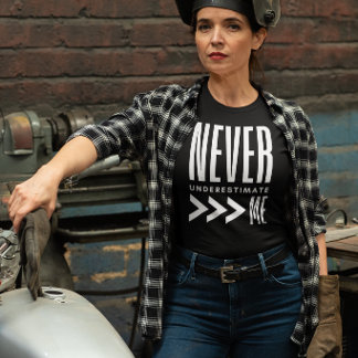私を過小評価しないでTee トライブレンドTシャツ