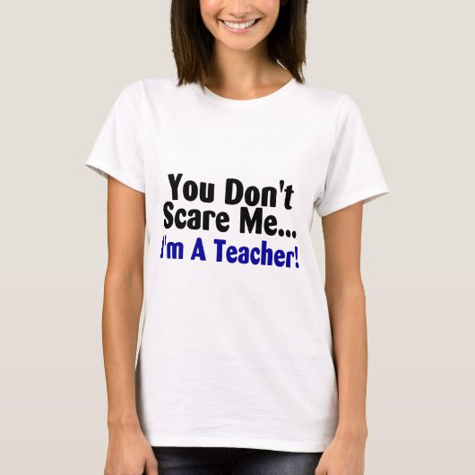 私をIm先生の暗藍色の文字おびえさせません Tシャツ (正面)