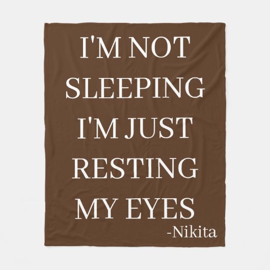 私カスタムは眠っていない私は目を休めている フリースブランケット (正面)