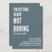 私カスタムは退屈ではない歳になるおもしろい誕生日 招待状 (正面/裏面)