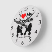 私カスタムは2匹のプードル犬が大好き ラウンド壁時計 (傾斜)