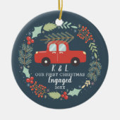 私パーソナライズされたたちの初めてのクリスマス婚約したオーナメント セラミックオーナメント (正面)