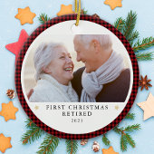 私パーソナライズされたたちの初めてのクリスマス退職した写真 セラミックオーナメント