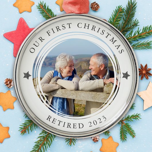 私パーソナライズされたたちの初めてのクリスマス退職した写真 メタルオーナメント