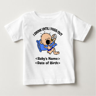 私パーソナライズされたはTシャツを脱ぐまで飲む ベビーTシャツ