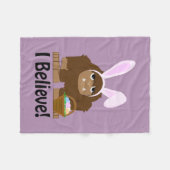 私信じ!イースタービグフット フリースブランケット (正面(横))