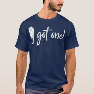 私得はおもしろい新郎の結婚大杯結婚した Tシャツ