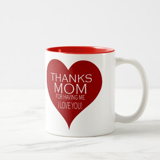 私感謝していを持つ母赤いハートタイポグラフィ ツートーンマグカップ (右)