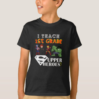 私教え1級スーパーヒーロー Tシャツ