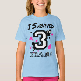 私生き延び3年生の女子 Tシャツ