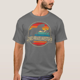 私立探偵の恐竜 Tシャツ