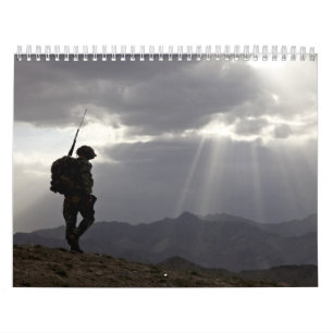 私達が信頼する神の2012の軍のシルエット カレンダー